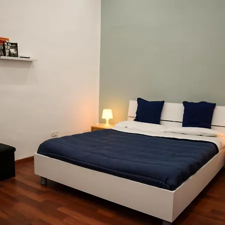 Lägenhet Appartamentocentrostoriconapoli *