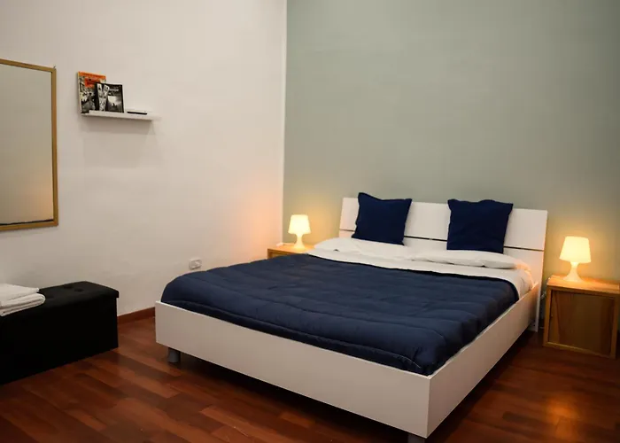 Lägenhet Appartamentocentrostoriconapoli *