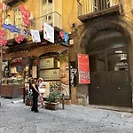 Appartamentocentrostoriconapoli Neapol